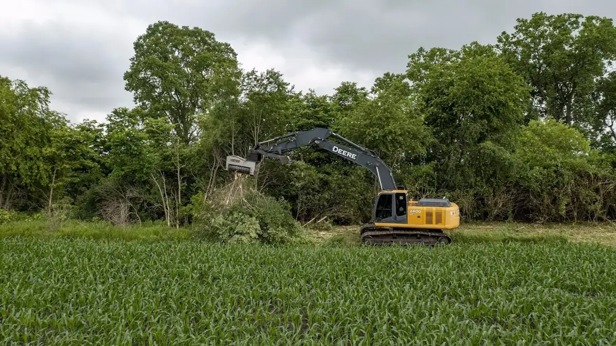 Land clearing service in Floyd County, GA